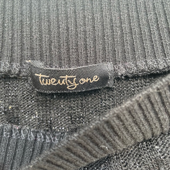 Forever 21 Black Knit Top/Sweater Size S - Picture 5 of 5